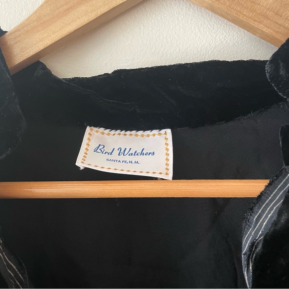 Vintage Black Velvet Top Bird Watchers Santa Fe N.M. - Picture 4 of 5